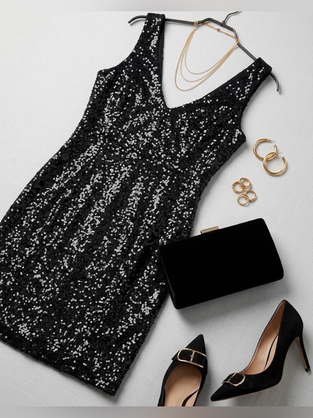 Bear Dance Black Sequin V-Neck Mini Dress - Women's Large - Excellent Condition